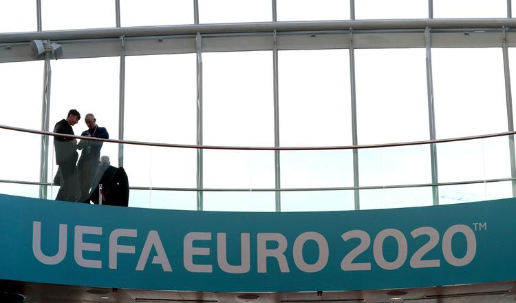 Udover EM-lodtrækningen brugte Uefa også søndagens på at offentliggøre beslutningen om, at der kommer en ny klubturnering i 2021.
   Foto: Brian Lawless/AP