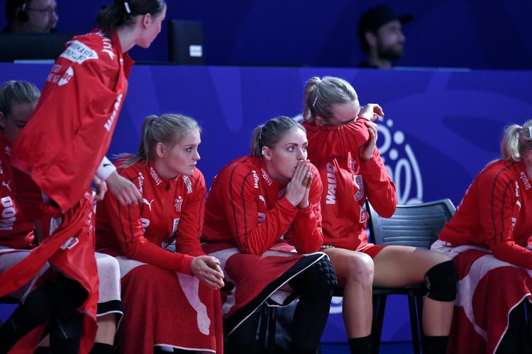 Kravet til Danmark er sejr i de to næste kampe mod Rusland og Montenegro, men det kan risikere ikke at være nok.
   Foto: Liselotte Sabroe/Ritzau Scanpix