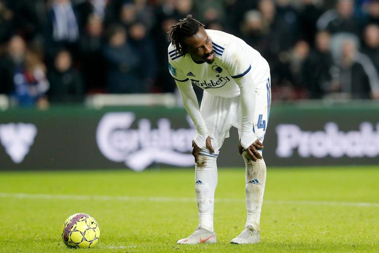  Dame N'Doye fik ikke lov til at sparke straffespark mod Esbjerg.
   Foto: Jens Dresling/POLFOTO