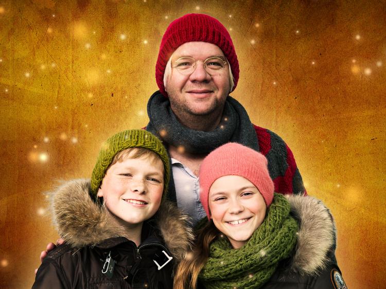 I et afsnit af 'Go' Morgen Danmark' på TV 2 var de to skuespillere fra julekalenderen 'Tvillingerne og julemanden' på besøg for at fortælle, at de havde lært 'arbejdsmorale' på settet. Men der er altså lige et 'e' for meget. Foto: Pr-foto, TV 2