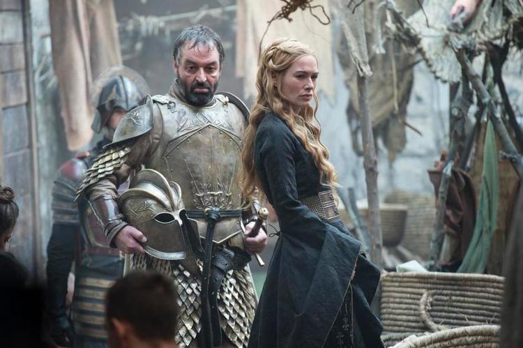 Hun er gået så frygteligt meget igennem, Cersei Lannister. Og rigtig mange har gået meget frygteligt igennem på grund af hende. Hendes bedragersind kan ende med at gøre hende til vinderen, når 'Game of Thrones' slutter, mener forskere. Foto: Pressefoto/HBO