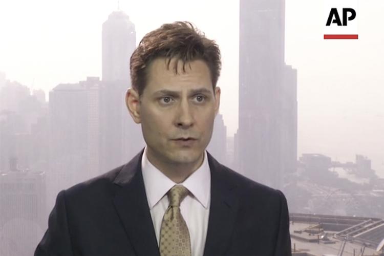 Michael Kovrig var en af premierminister Justin Trudeaus politiske støtter, da Trudeau i 2016 besøgte Beijing. Foto: /AP