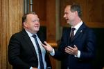 Statsminister Lars Løkke Rasmussen (V) og Socialdemokraternes Nicolai Wammen ved afslutningsdebatten i sommer.
   Arkivfoto Jens Dresling