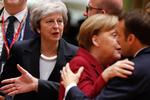 Hvad vil I egentlig have, spurgte Tysklands kansler Angela Merkel angiveligt flere gange premierminister Theresa May under gårsdagens EU-topmøde i Bruxelles.
   Foto: Alastair Grant/AP