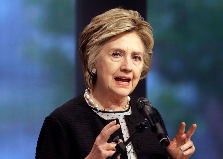 
   Hillary Clinton ved en tale i juni 2017.
   Foto: Patrick Semansky/AP