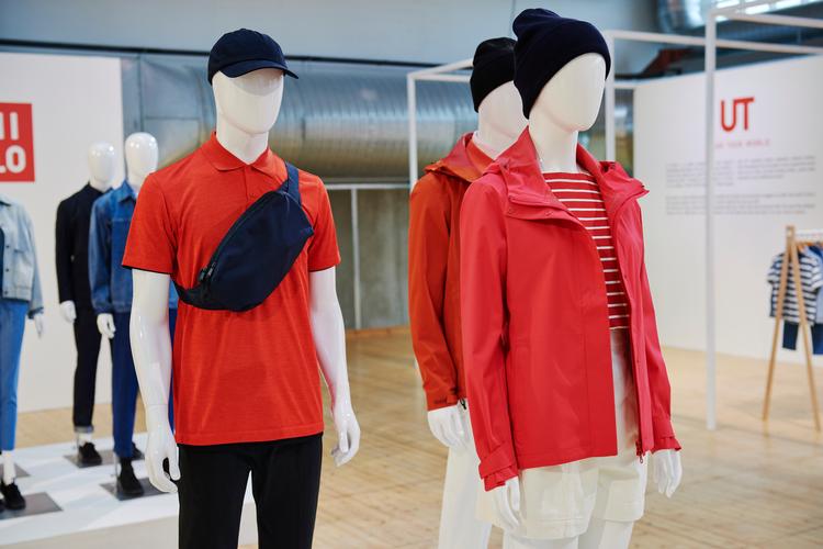 Uniqlo er blevet store i Asien ved at nyfortolke europæiske og amerikanske klassikere som polotrøjer, dunjakker, sweatshirts mv.  Foto: Uniqlo