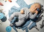 Foto: Valter Casotto's Damien Hirst from "baby Artists (paul, Maurizio, Damien)." Image courtesy Opera Gallery.
