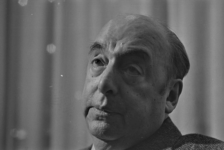 Pablo Neruda begik angiveligt voldtægt for snart 100 år siden. Det forhindrer muligvis, at landets største lufthavn opkaldes efter den chilenske digter.  Foto: Lars Hansen/POLFOTO