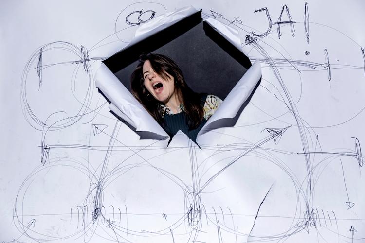 Grrrr. De gode historier kommer ikke af sig selv. Fantasien skal presses til det yderste, før der er hul igennem. Malene Kirkegaard ved det bedre end de fleste. I ti år har hun været sparringspartner for forfattere.  Foto: Mads Nissen/POLFOTO