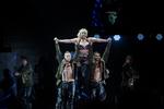 Britney Spears er ellers symbolet på, at man kan sejre efter det store popkulturelle syndefald. Men på Bøgescenen under årets Smukfest var der godt nok ikke meget at komme  Foto: Emma Sejersen/POLFOTO