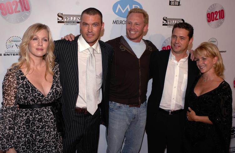 Både Kelly, Donna, Brandon, Steve, David og Andrea rygtes at vende tilbage i en ny omgang af 'Beverly Hills 90210'. 
   Foto: Phil Mccarten/AP
