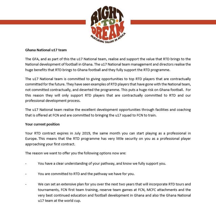 I 2017 modtog en 16-årig elev fra Right to Dream et brev, hvor dette udklip stammer fra - det skitserer blandt andet, at det kun er muligt at spille på U17-landsholdet, hvis spilleren er kontraktuelt knyttet til Right to Dreams veje. 