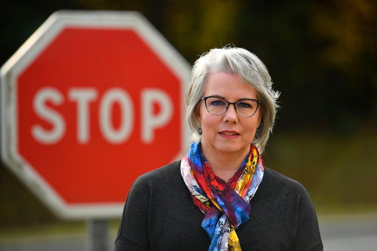 Jacline Mouraud blev både en YouTube-stjerne og et symbol for protestbevægelsen De Gule Veste, da hun i en video krævede fuldt stop for den franske regerings højere afgifter på bl.a. benzin.  Foto: Damien Meyer/Ritzau Scanpix