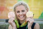Sådan ser de ud, en guldmedalje og en af bronze, vundet af svømmestjernen Pernille Blume ved OL i 2016. Det var også det bedste medaljeår i dansk eliteidræts historie.
 Foto: Gregers Tycho/POLFOTO