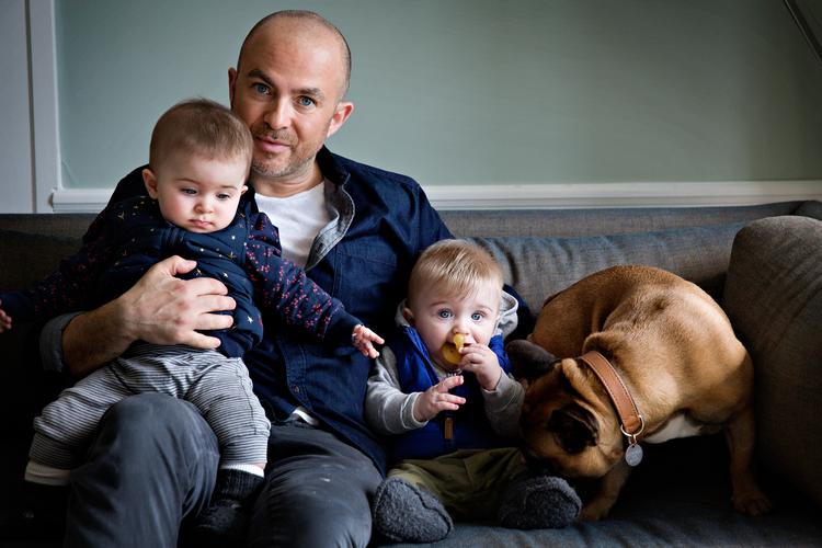 Læste du et debatindlæg på Politiken.dk 22. april, er der stor  sandsynlighed for, at det var  skrevet af Anthony Aconis. Hans indlæg om at være alenefar til tvillinger blev årets fjerdemest læste. Foto: Martin Lehmann/POLFOTO