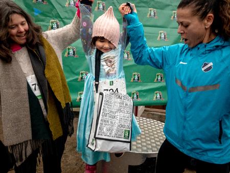 Amalia Salih debuterede med 2 kilometers løb - og en præmie for bedste udklædning, Elsa fra Frost. Foto: Per Munch