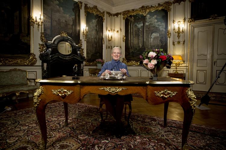 
    Dronning Margrethe talte i år til os fra Fredensborg Slot. 
 Foto: Mads Nissen/POLFOTO