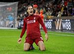 Hollænderen  Virgil van Dijk blev købt for et år siden og har nu etableret sig som styrmanden i Liverpools stærkt forbedrede defensiv.  Foto: Carl Recine/Ritzau Scanpix