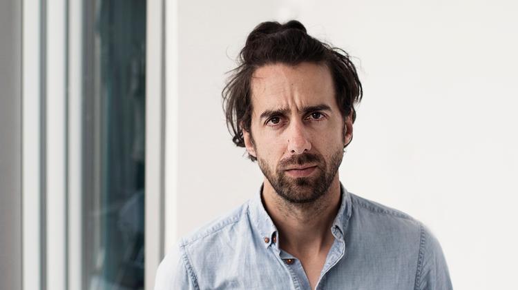 »Vi deler ting, som er følelsesladede, mere opløftende, mere frustrerende. Vi deler ikke det, der er sandt«, siger Jamie Bartlett, forfatter og medieforsker.  Foto: Demos