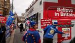 
    EU-modstandere bruger slogans som 'Believe in Britain' - Tro på Storbritannien. Forestillingen om fordums stormagtsstyrke gennemsyrer den britiske EU-debat, vurderer eksperter.
   Foto: Frank Augstein/AP