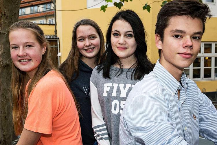 ’Årgang 0’ har tilbudt danskerne udsyn og indsigt i forskellige danske familiers liv på en måde, så seere, der ikke nødvendigvis har meget til fælles, har kunnet samles foran skærme, skriver Simone Pirchert, cand. mag. i film- og medievidenskab og tilrettelægger i dette indlæg. Arkivfoto: 
