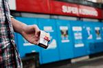 
Prisen på cigaretter skal hæves markant, hvis  børn og unge skal forhindres i at tænde deres første smøg. Foto: Peter Mydske/POLFOTO