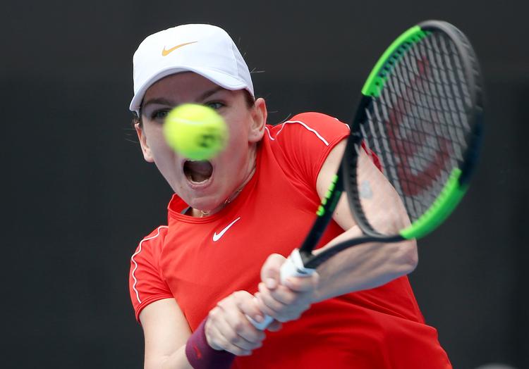 Når Simona Halep tager hul på Australian Open, er det uden at have vundet en kamp siden oktober. Foto: Rick Rycroft/AP