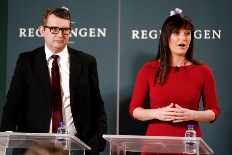 Innovationsminister Sophie Løhde  (V) og beskæftigelsesminister Troels Lund Poulsen (V) præsenterede onsdag regeringens ledelses- og kompetencereform 'En offentlig sektor rustet til fremtiden' på et pressemøde i Finansministeriet. Foto: Martin Sylvest/Ritzau Scanpix