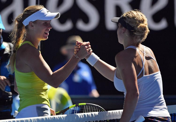 17. januar 2018 leverede Caroline Wozniacki et sensationelt comeback i duellen med kroatiske Jana Fett, der blev nedkæmpet i tre sæt. Foto: Andy Brownbill/AP