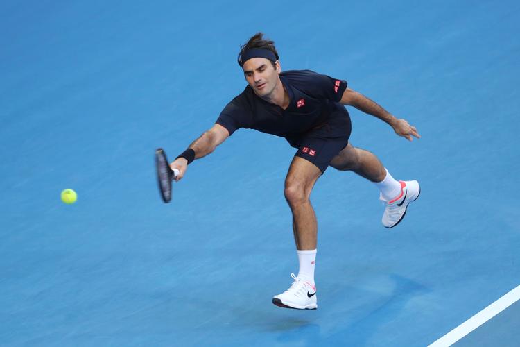 
Roger Federer viste for nylig under Hopman Cup i Perth, at formen er ved at være i top, og han kan, måske, score hattrick ved Australian Open. 
   Foto: Trevor Collens/AP