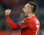 Bayern München gør stadig brug af Franck Ribérys store rutine i internationale kampe. Her har han scoret mod Benfica i Champions League.

   Foto: Matthias Schrader/AP