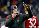 Efter sejren over Eintracht Frankfurt 22. december hilste Franck Ribéry de medrejsende Bayern-fans. 
 
 Foto: Kai Pfaffenbach/Ritzau Scanpix