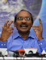 En begejstret formand for Indiens rumstyrelse, Kailasavadivoo Sivan, fortæller om planerne. Foto: Manjunath Kiran/Ritzau Scanpix