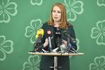 »Et flertal har besluttet at støtte en regering med Stefan Löfven som statsminister«, siger lederen af svenske Centerpartiet, Annie Lööf. Foto: 10090 Claudio Bresciani/tt/Ritzau Scanpix