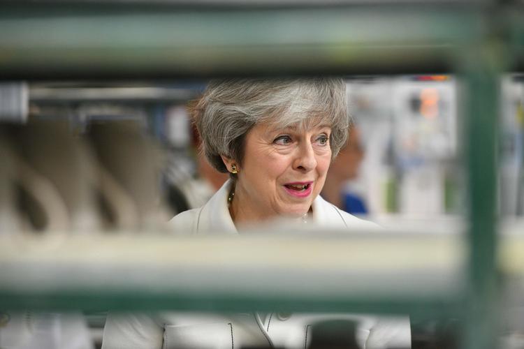 Det har rumlet i Storbritannien: Briternes udmelding kunne skubbes til senere på året. Men nu melder Theresa May klart ud: det bliver et farvel den 29. marts. Foto: Ben Birchall/Ritzau Scanpix