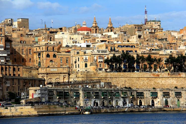 Korsridderne byggede Valletta i tidens arkitektur og hovedstaden er et orgie i barok i gyldne sandsten med balkoner og udsmykninger Foto: VisitMalta