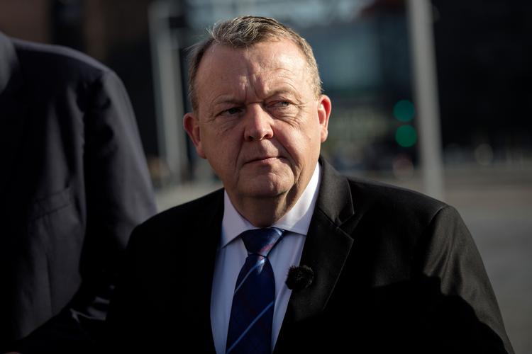 
Statsminister Lars Løkke Rasmussen (V) kan åbne for dansk eksport for milliarder af kroner, når han fredag lander i Indien.
   Foto: Emma Sejersen/POLFOTO