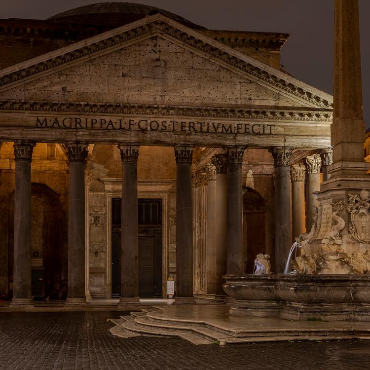 Et fredeligt øjeblik fanget ved Pantheon i Rom.  Foto: Dan Jensen