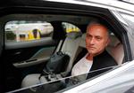 José Mourinho er midlertidigt blevet ekspertkommentator under Asian Cup 
og til en Premier League-kamp for en tv-station i Qatar. Foto: Phil Noble/Ritzau Scanpix