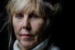 
Egentlig har Anna Elisabeth Jessen villet være forfatter, siden hun var barn. Men først nu, som 62-årig, udgiver hun sin første roman. Foto: Mads Nissen/POLFOTO