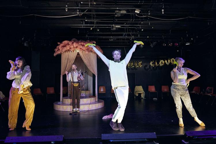 Er der ligesindede, der også er faldet pladask for sig selv? (Mads Hjulmand i fuld vigør).   Foto: Bjarke MacCarthy