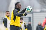 I sin jagt på en fodboldkarriere var Usain Bolt vidt omkring, blandt andet til træning hos tyske Borussia Dortmund i marts sidste år.
   Foto: Guido Kirchner/AP
