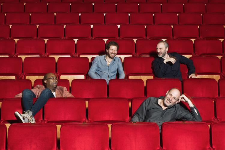 Fairgrounds fotograferet på turné i 2015 med Lionel Loueke til venstre og Jeff Ballard nederst til højre. PR-foto Andrea Boccalini