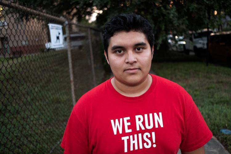 Den 24-årige immigrant Franklin Henriquez kom illegalt til Houston fra El Salvador, da han var 8 år. Hans største drøm er en dag at blive ægte texaner med truck og cowboyhat.  Foto: Johannes Skov Andersen Pol