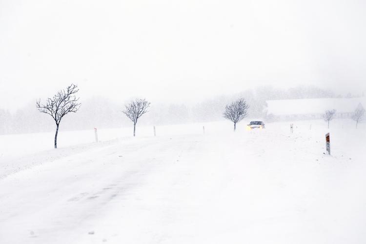 
    Der falder op til 25 centimeters sne i weekenden. Foto: Finn Frandsen/POLFOTO