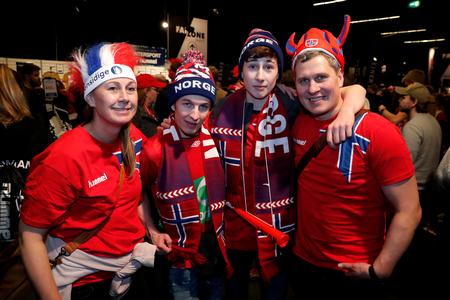 Familien Johansen fra Tromsø: Babro, Aslak, Ask og Isak. Foto: Jens Dresling/POLFOTO
