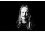 Louise Beck Brønnum er uddannet cand.scient.food og arbejder i tekstkøkkenet på Rasmus Munks restaurant Alchemist. Den længe ventede restaurant genåbner inden længe i nye, kæmpestore lokaler på Refshaleøen. Billedet er af retten 'tomat og nattefrost' fra det gamle Alchemist på Østerbro.  Foto: Pr-foto