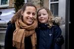 Mere legetid, men nok ikke meget tidligere hjem, vurderer Madeleine Holm, mor til Filippa på 7 år.

   Foto: Finn Frandsen/POLFOTO
