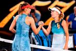 Det var en skuffet Caroline Wozniacki, der måtte opgive at forsvare sin Australian Open-titel med nederlaget til Maria Sharapova i Melbourne.
   Foto: David Gray/Ritzau Scanpix