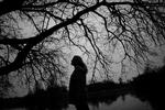 Helene levede tidligere i et parforhold, hvor psykisk vold hørte til dagligdagen. Til Politikens journalist, Lasse Danielsen, fortæller hun om, hvordan det er at leve i et forhold, hvor ens partner begår psykisk vold. Foto: Andreas Haubjerg/POLFOTO